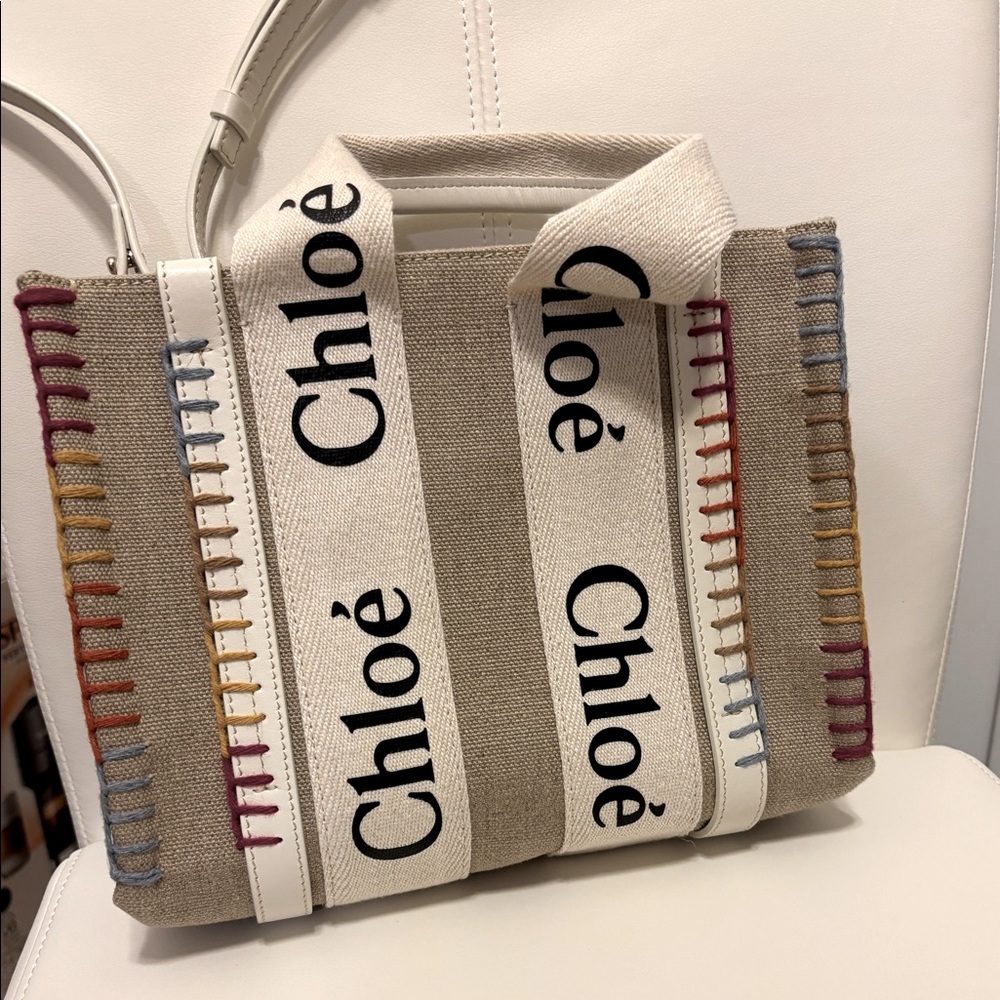 very new chloe brand bag